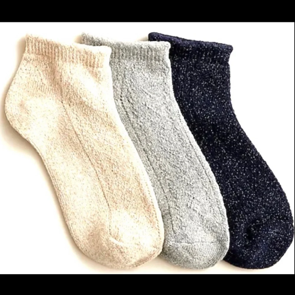 J. Crew Girls' pretty pointelle ankle socks socks!